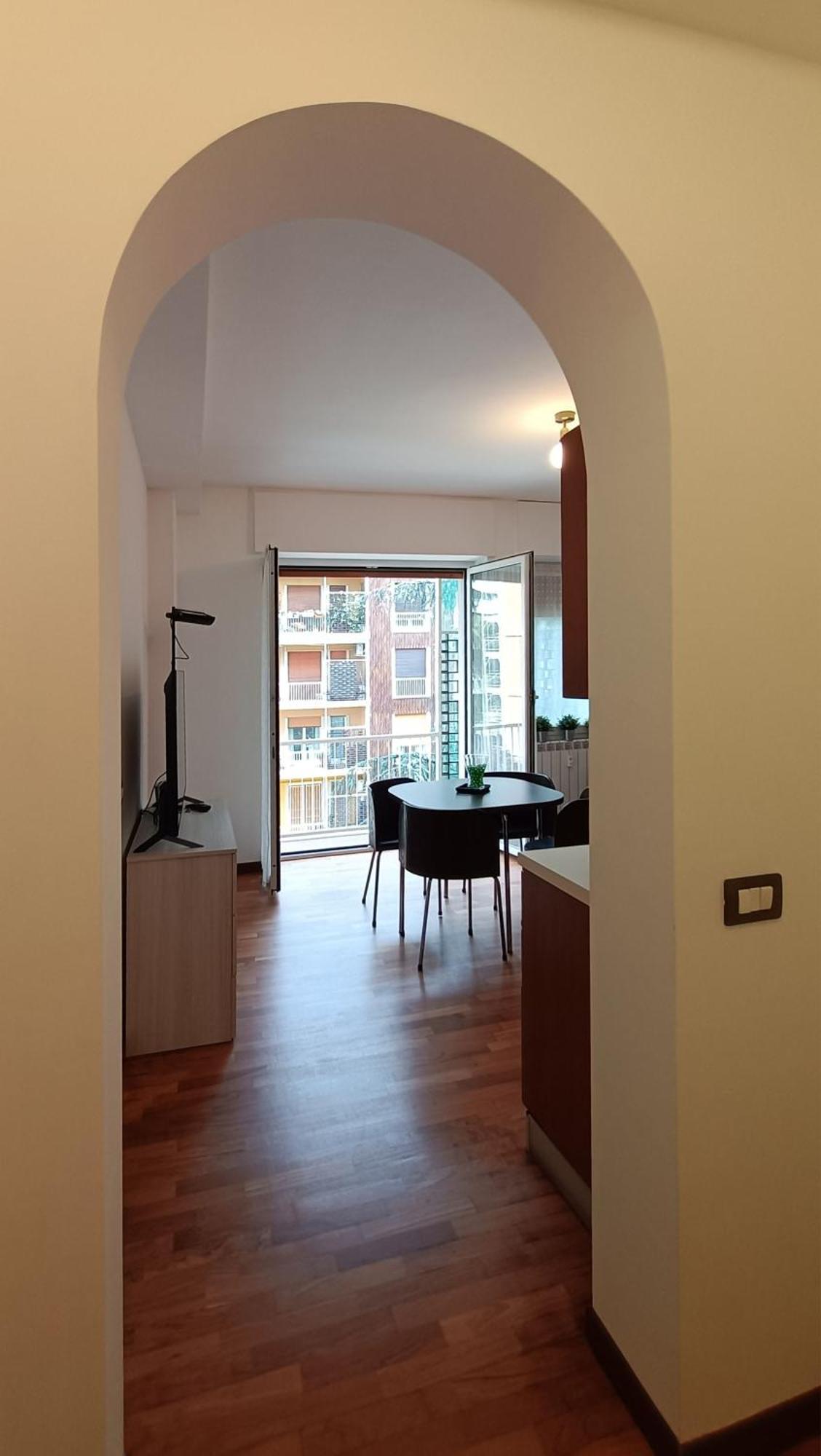 Sahi - Via Dei Ciclamini Mm1 Primaticcio, Stadio San Siro, Ospedale San Carlo Milano Esterno foto