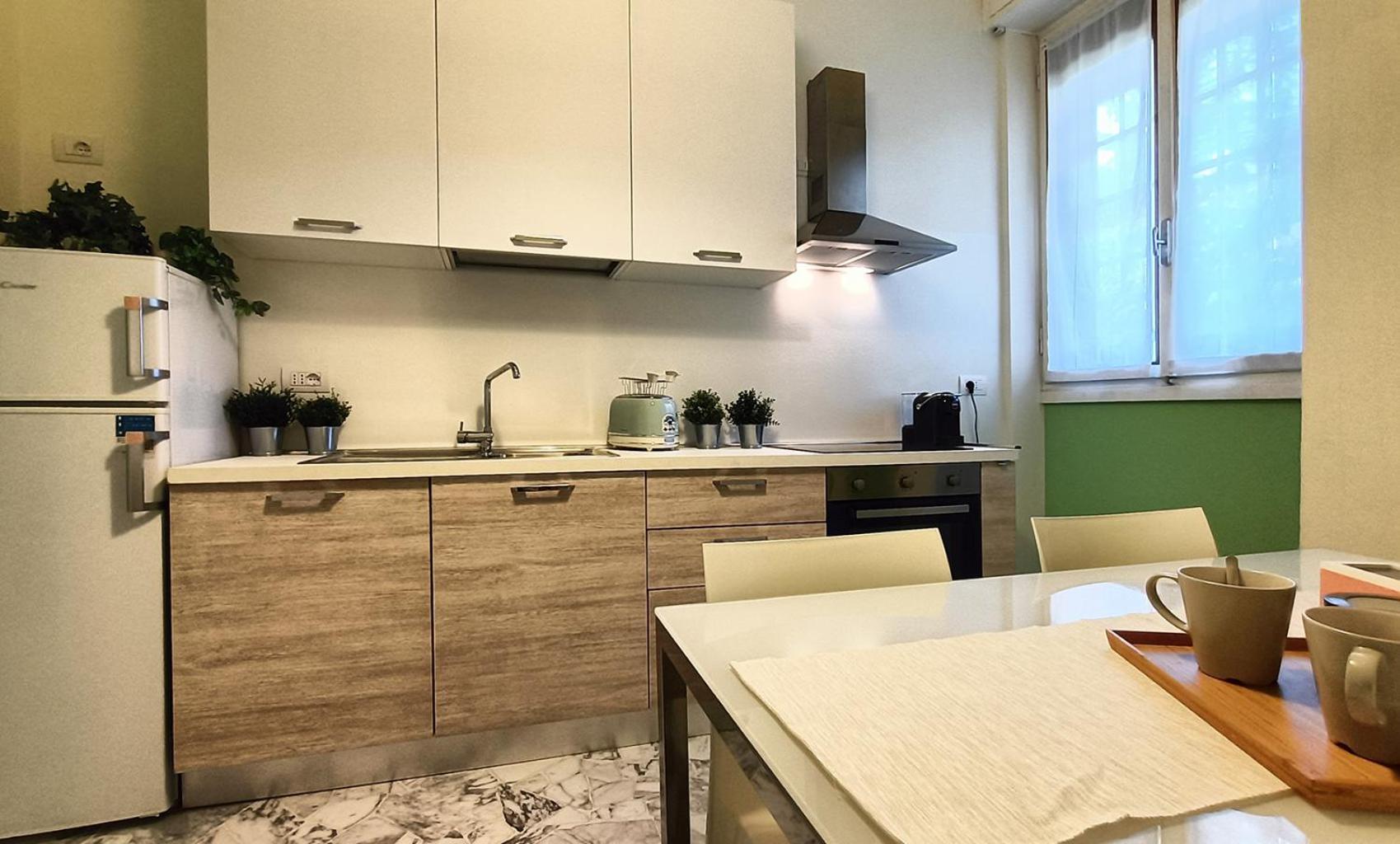 Sahi - Via Dei Ciclamini Mm1 Primaticcio, Stadio San Siro, Ospedale San Carlo Milano Esterno foto