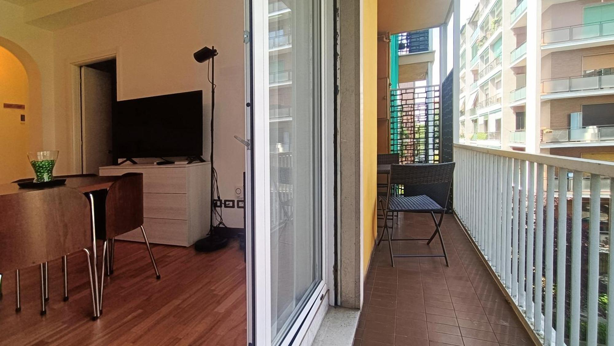 Sahi - Via Dei Ciclamini Mm1 Primaticcio, Stadio San Siro, Ospedale San Carlo Milano Esterno foto